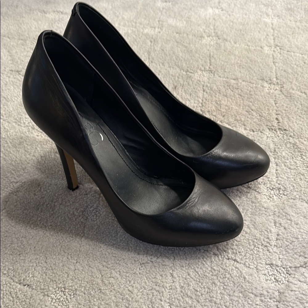 BCBG Black  Leather High Heels